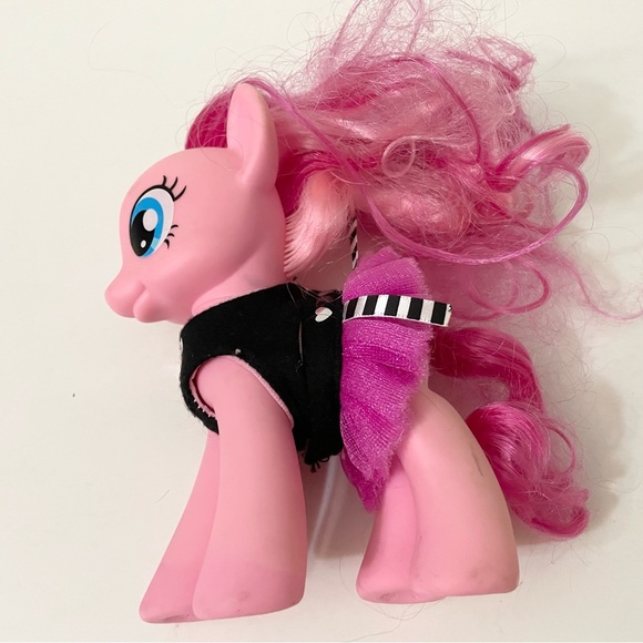My Little Pony Pinkie Pie Boutique Pink and Fabulous 6” Tall - Picture 7 of 16